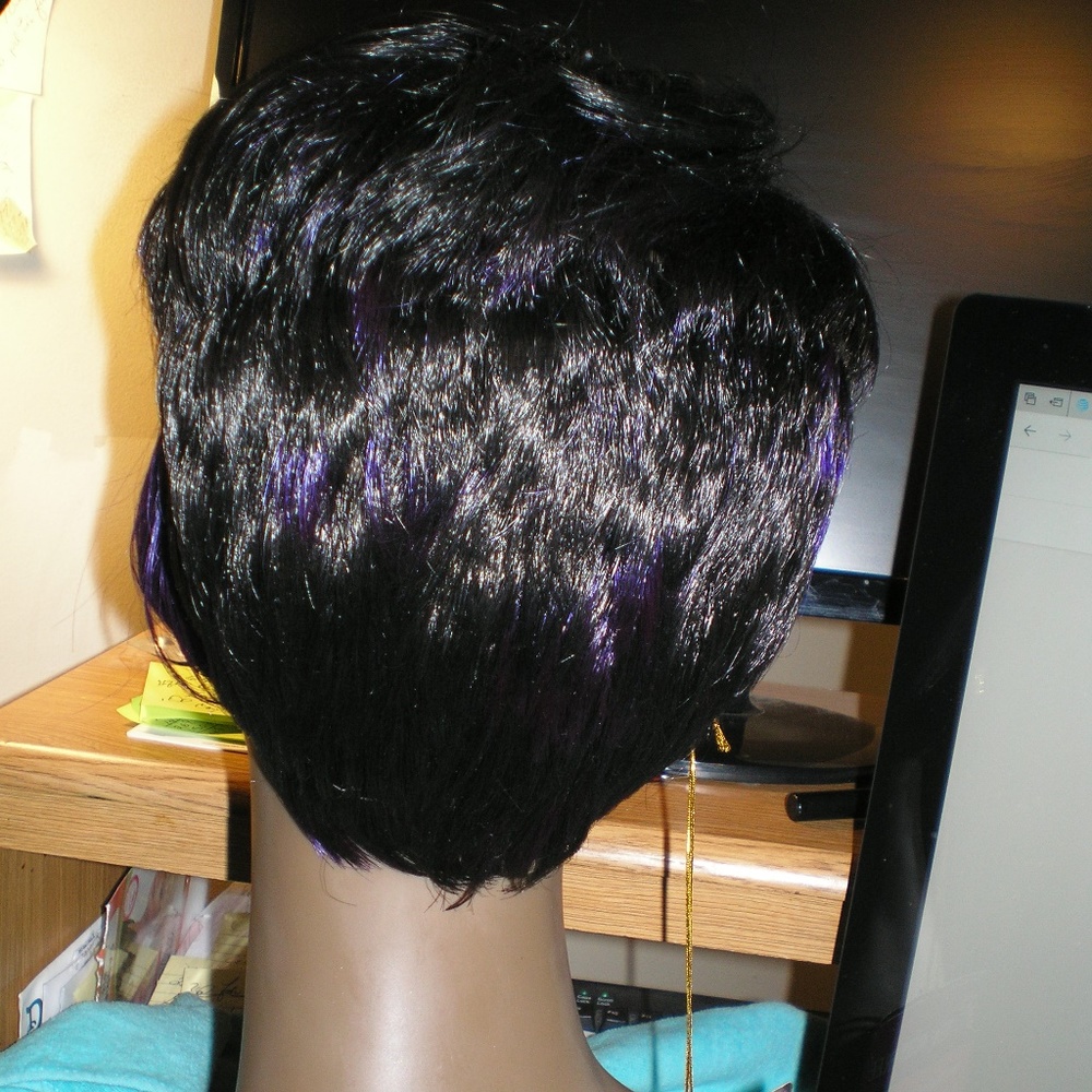 Full Cap Wig - Picture 2 of 7